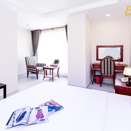 Thien Tu Hotel Хошимин Екстериор снимка
